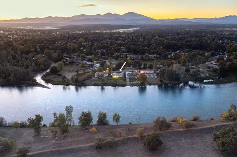 View/Area - 7035 Riverside Dr, Redding, CA 96001 photo 2 of 5