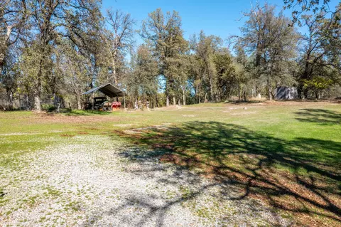 21078 View Lake Dr, Redding, CA 96003 photo 9