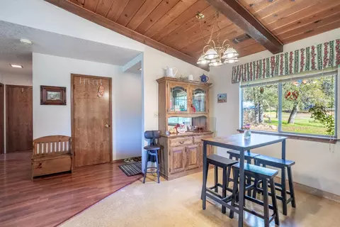 21078 View Lake Dr, Redding, CA 96003 photo 8