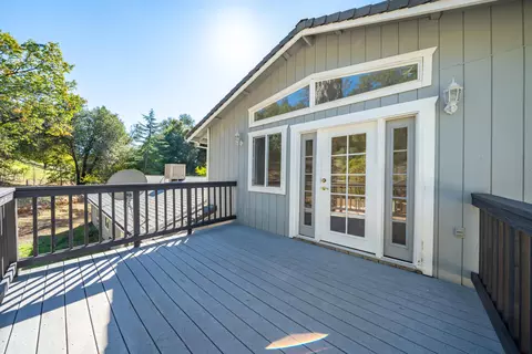 Exterior - 19707 Copper Canyon Rd, Redding, CA 96003 photo 5 of 26