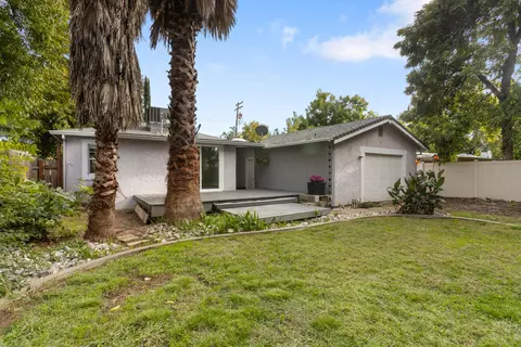 Exterior - 2940 Anita St, Redding, CA 96001 photo 6 of 6