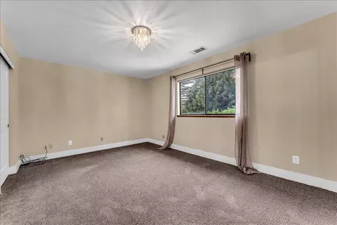 Bedroom - 3036 Monte Bello Dr, Redding, CA 96001 photo 7 of 9