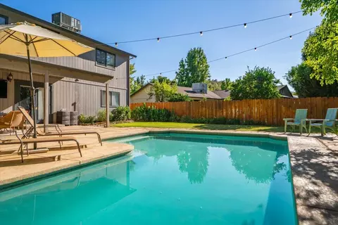 Exterior - 3036 Monte Bello Dr, Redding, CA 96001 photo 5 of 27
