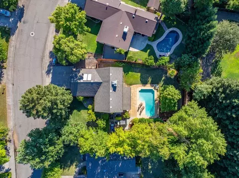 View/Area - 3036 Monte Bello Dr, Redding, CA 96001 photo 4 of 9