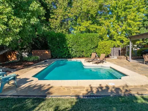 Exterior - 3036 Monte Bello Dr, Redding, CA 96001 photo 26 of 27