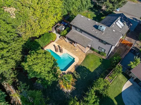 View/Area - 3036 Monte Bello Dr, Redding, CA 96001 photo 2 of 9