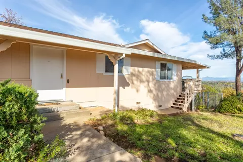Exterior - 8818 Valley View Rd, Redding, CA 96001 photo 11 of 11