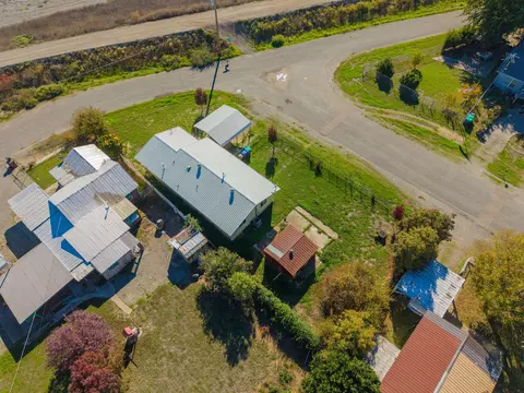 View/Area - 102 Ventura Ave, Gerber, CA 96035 photo 6 of 7