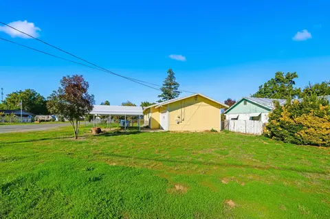 Exterior - 102 Ventura Ave, Gerber, CA 96035 photo 4 of 4