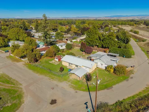 View/Area - 102 Ventura Ave, Gerber, CA 96035 photo 2 of 7