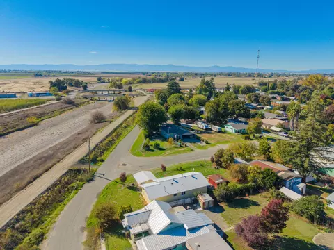 View/Area - 102 Ventura Ave, Gerber, CA 96035 photo 5 of 7