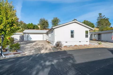 4726 Maple Trl, Redding, CA 96003