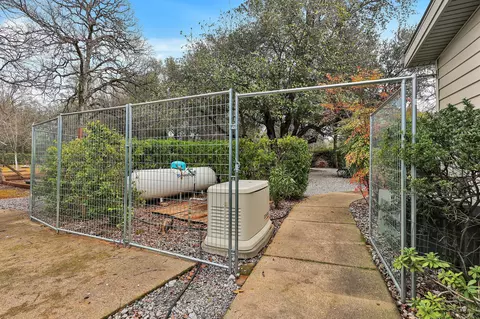 13295 Bear Mountain Rd, Redding, CA 96003 photo 36