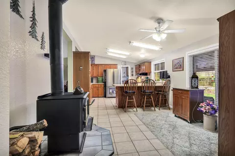 13295 Bear Mountain Rd, Redding, CA 96003 photo 10