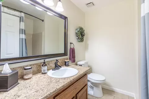 2408 Castlewood Dr, Redding, CA 96002 photo 17