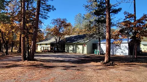 21580 Rattlebush Rd, Cassel, CA 96016