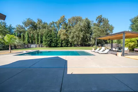 Exterior - 3200 Miramar Way, Redding, CA 96001 photo 1 of 20