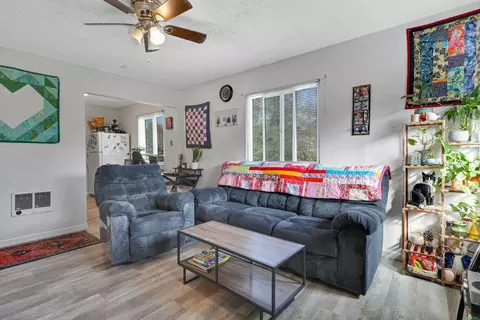 162325 27 Willis St, Redding, CA 96001 photo 8