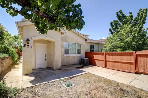 573 Mission De Oro Dr, Redding, CA 96003 photo 1