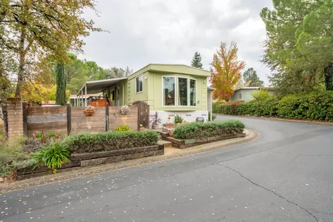 1187 Mountain Shadows Blvd, Redding, CA 96003