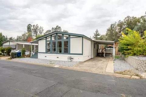 1350 Aztec Path, Redding, CA 96003 photo 2