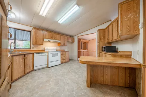 1350 Aztec Path, Redding, CA 96003 photo 13