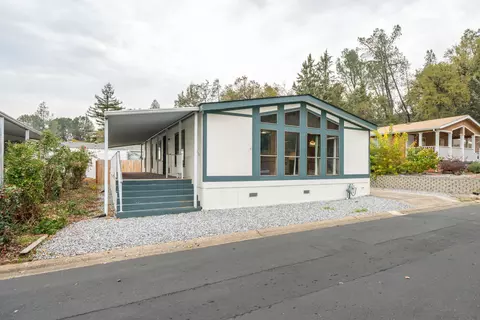 1350 Aztec Path, Redding, CA 96003