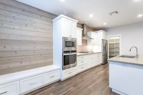 Kitchen - 6648 Bandito Dr, Redding, CA 96003 photo 2 of 3
