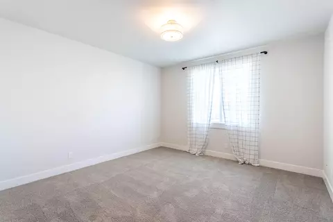 Bedroom - 6648 Bandito Dr, Redding, CA 96003 photo 3 of 5