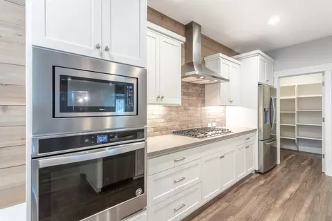 Kitchen - 6648 Bandito Dr, Redding, CA 96003 photo 3 of 3