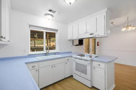 9466 Placer Rd, Redding, CA 96001 photo 6