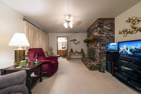 Living - 3122 Panorama Dr, Redding, CA 96003 photo 1 of 3