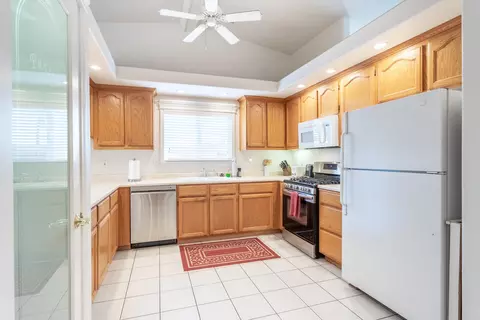 Kitchen - 1343 Britt Ln, Red Bluff, CA 96080 photo 1 of 1