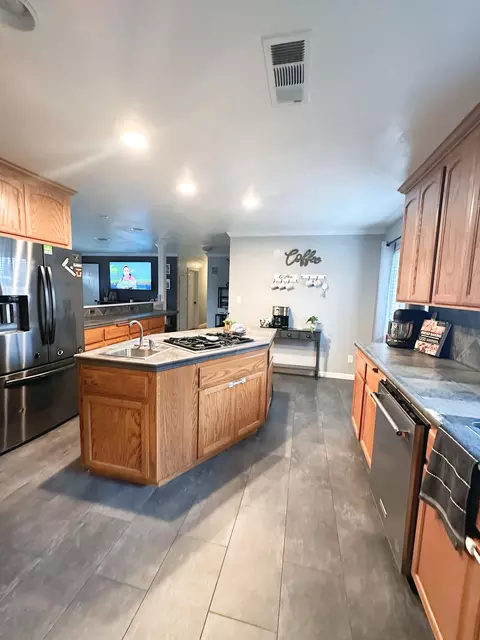 255 Karel Ave, Red Bluff, CA 96080 photo 2