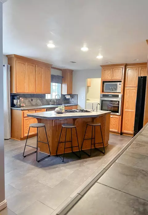 255 Karel Ave, Red Bluff, CA 96080 photo 4