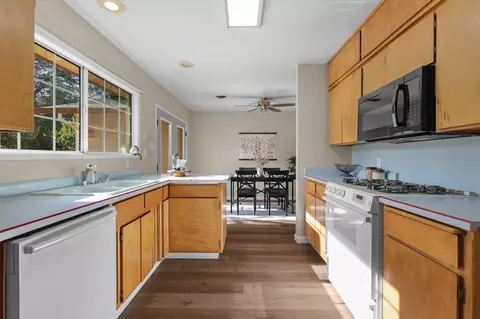3135 Stratford Ave, Redding, CA 96001 photo 12