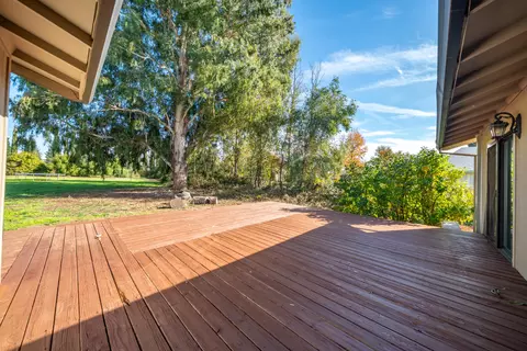 Exterior - 7273 Amigo Way, Redding, CA 96002 photo 10 of 22