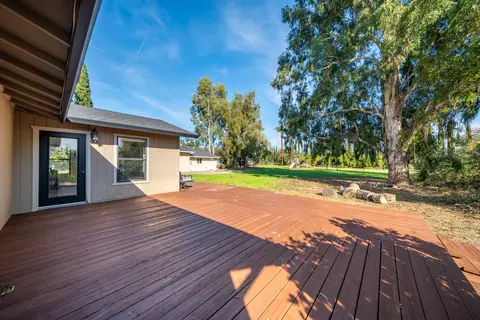 Exterior - 7273 Amigo Way, Redding, CA 96002 photo 12 of 22