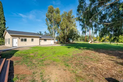 Exterior - 7273 Amigo Way, Redding, CA 96002 photo 18 of 22