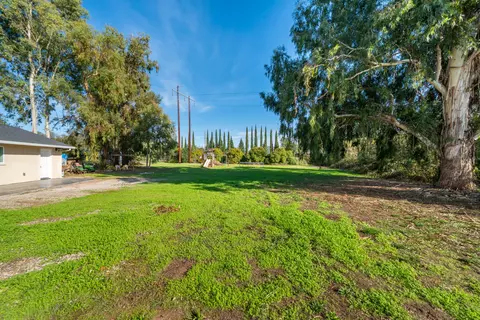Exterior - 7273 Amigo Way, Redding, CA 96002 photo 17 of 22