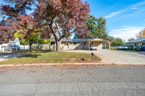 Exterior - 7273 Amigo Way, Redding, CA 96002 photo 2 of 22