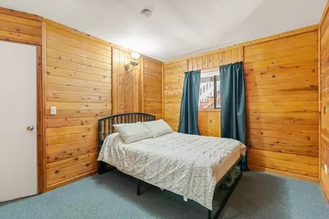 Bedroom - 1540 Eddy Dr, Mount Shasta, CA 96067 photo 6 of 6