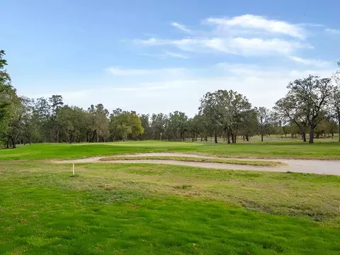 Exterior - 2132 Hope Ln, Redding, CA 96003 photo 10 of 16