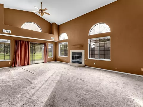 Living - 2132 Hope Ln, Redding, CA 96003 photo 6 of 6