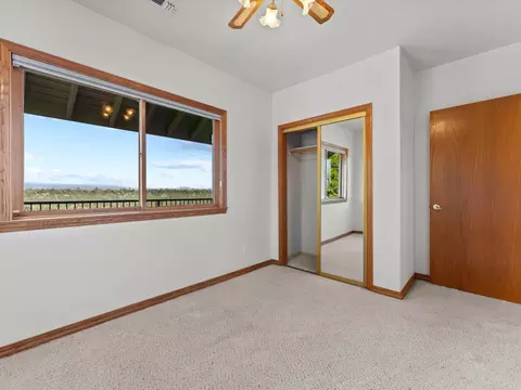 Bedroom - 22672 Knollwood Dr, Palo Cedro, CA 96073 photo 2 of 12