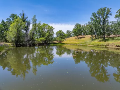 View/Area - 22672 Knollwood Dr, Palo Cedro, CA 96073 photo 4 of 7