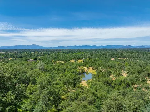 View/Area - 22672 Knollwood Dr, Palo Cedro, CA 96073 photo 3 of 7