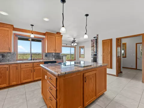 Kitchen - 22672 Knollwood Dr, Palo Cedro, CA 96073 photo 2 of 5