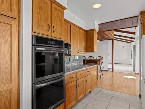 Kitchen - 22672 Knollwood Dr, Palo Cedro, CA 96073 photo 5 of 5