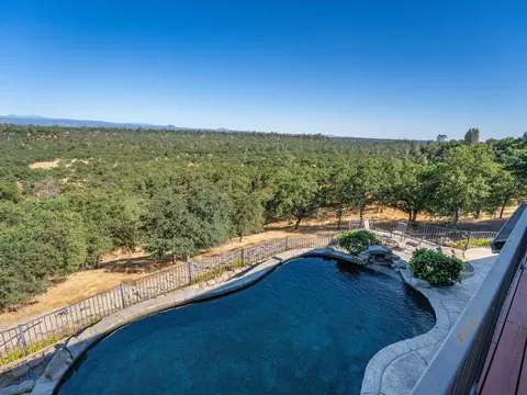 Exterior - 22672 Knollwood Dr, Palo Cedro, CA 96073 photo 10 of 31